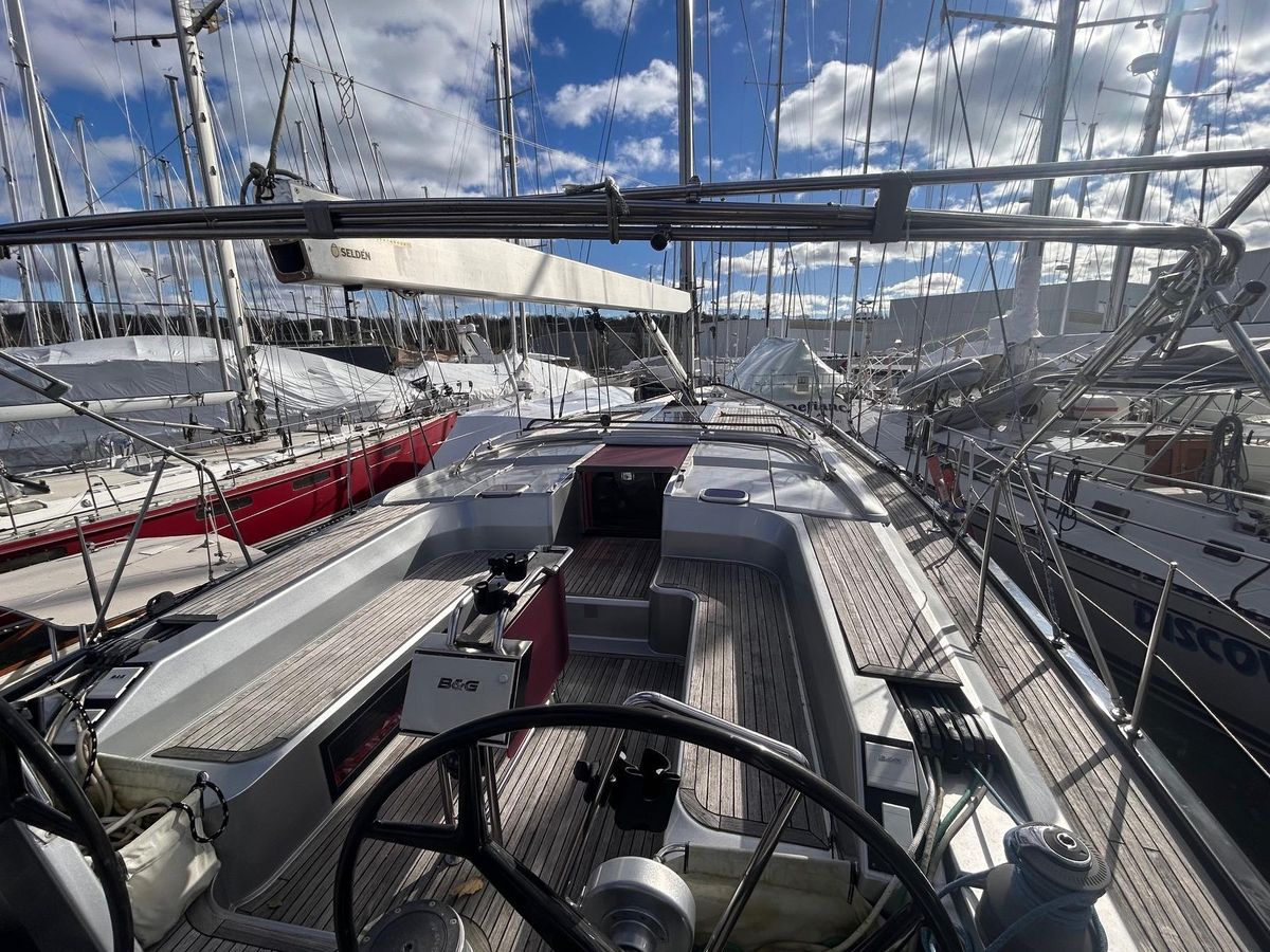 2010 Hanse 545 photo 14