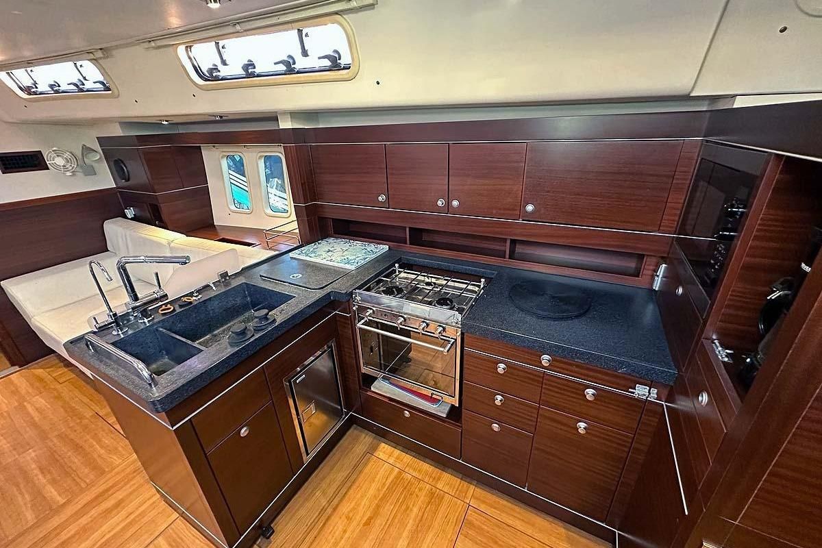 2010 Hanse 545 photo 19