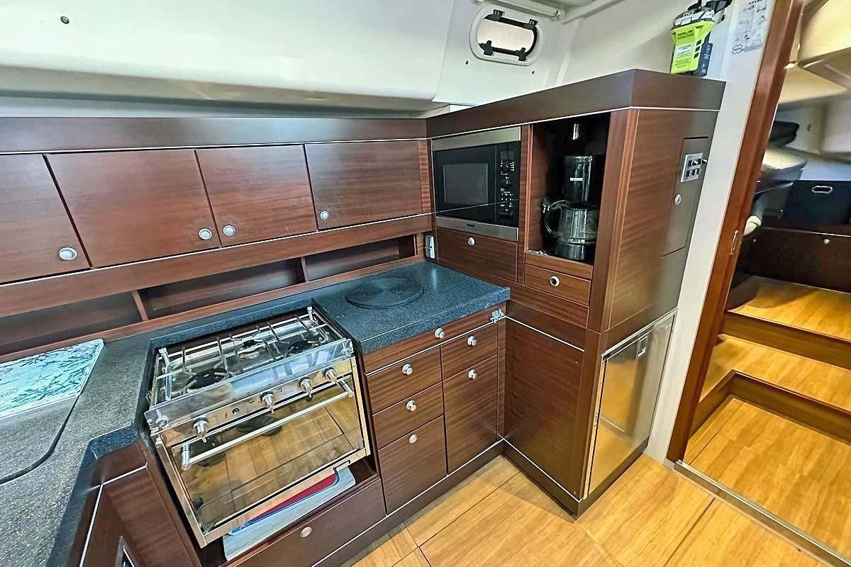 2010 Hanse 545 photo 20