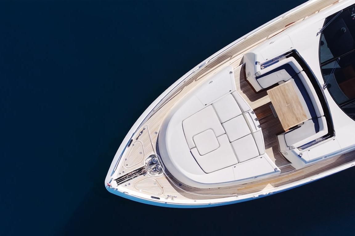 2011 Sunseeker Predator 84 photo 3