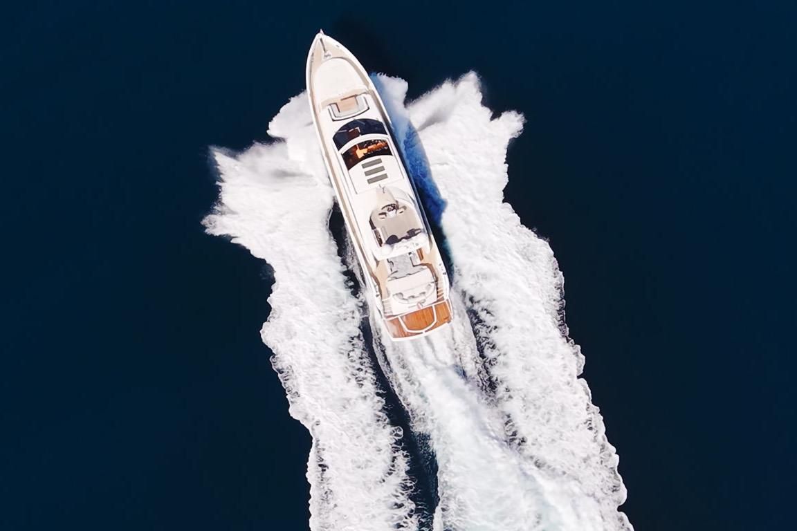 2011 Sunseeker Predator 84 photo 7