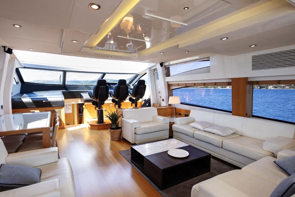 2011 Sunseeker Predator 84 photo 15