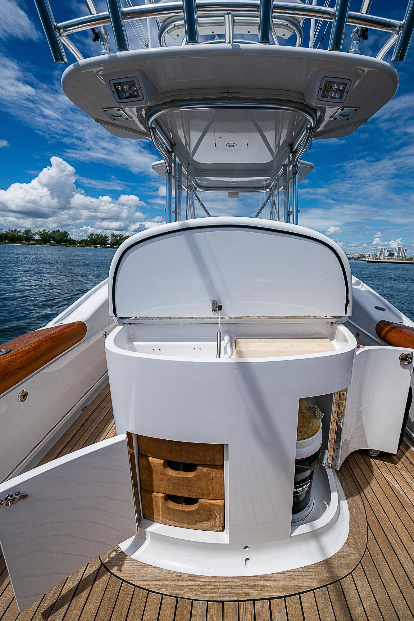 2011 Winter Custom Yachts Custom Carolina photo 7