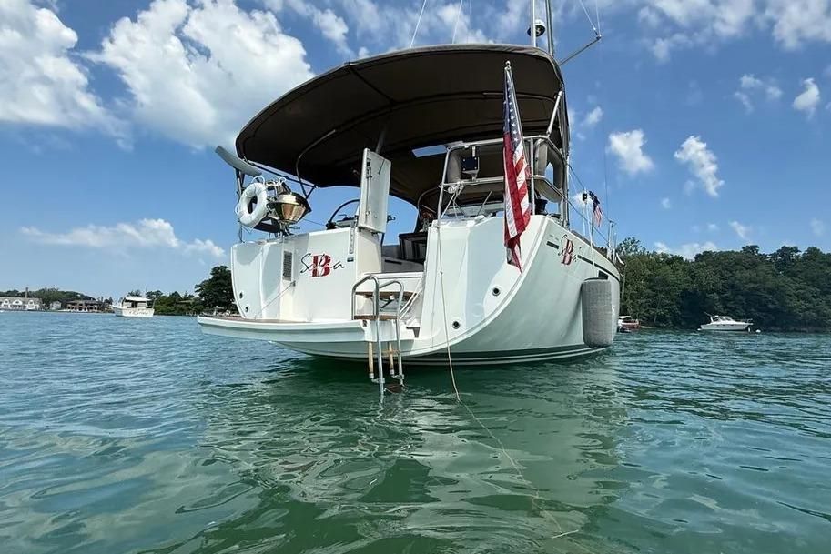 2016 Bavaria Vision 46 photo 4
