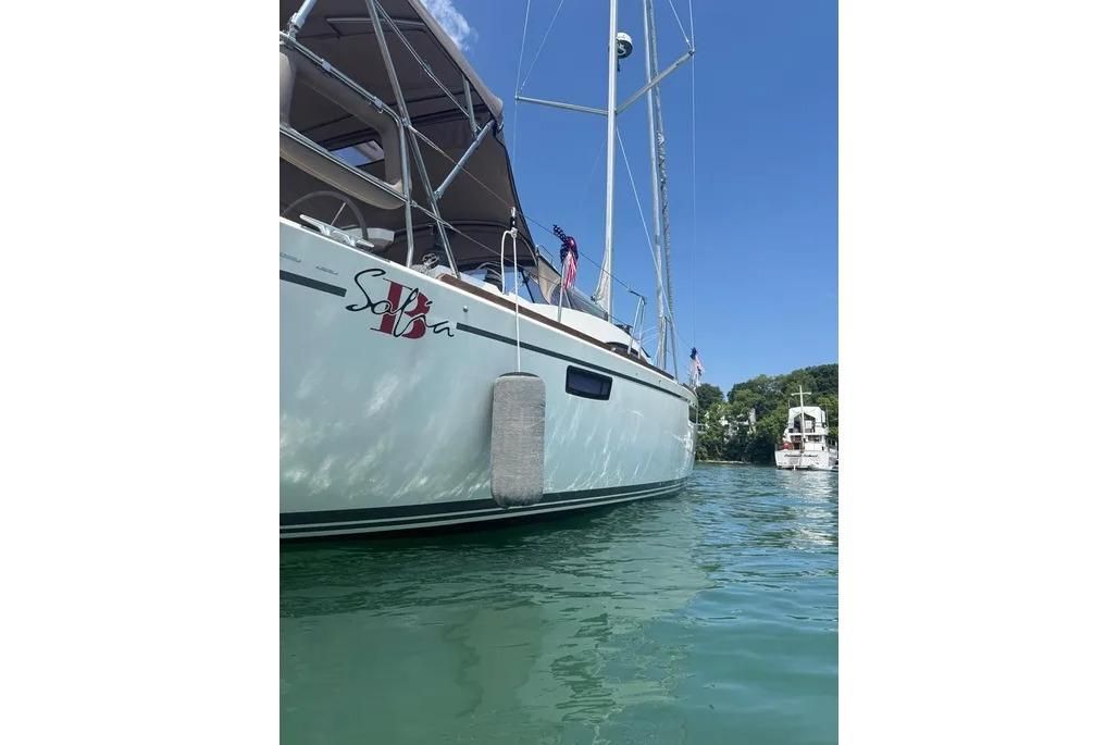 2016 Bavaria Vision 46 photo 6