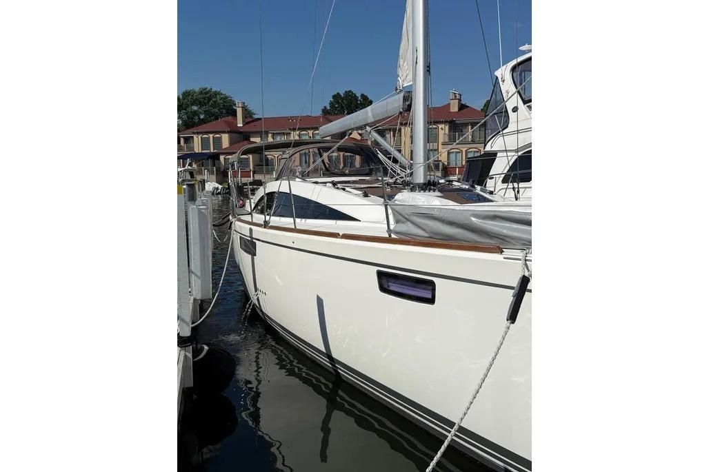 2016 Bavaria Vision 46 photo 8