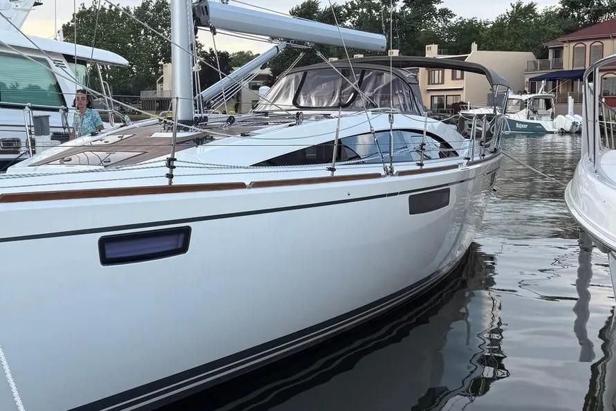 2016 Bavaria Vision 46 photo 9