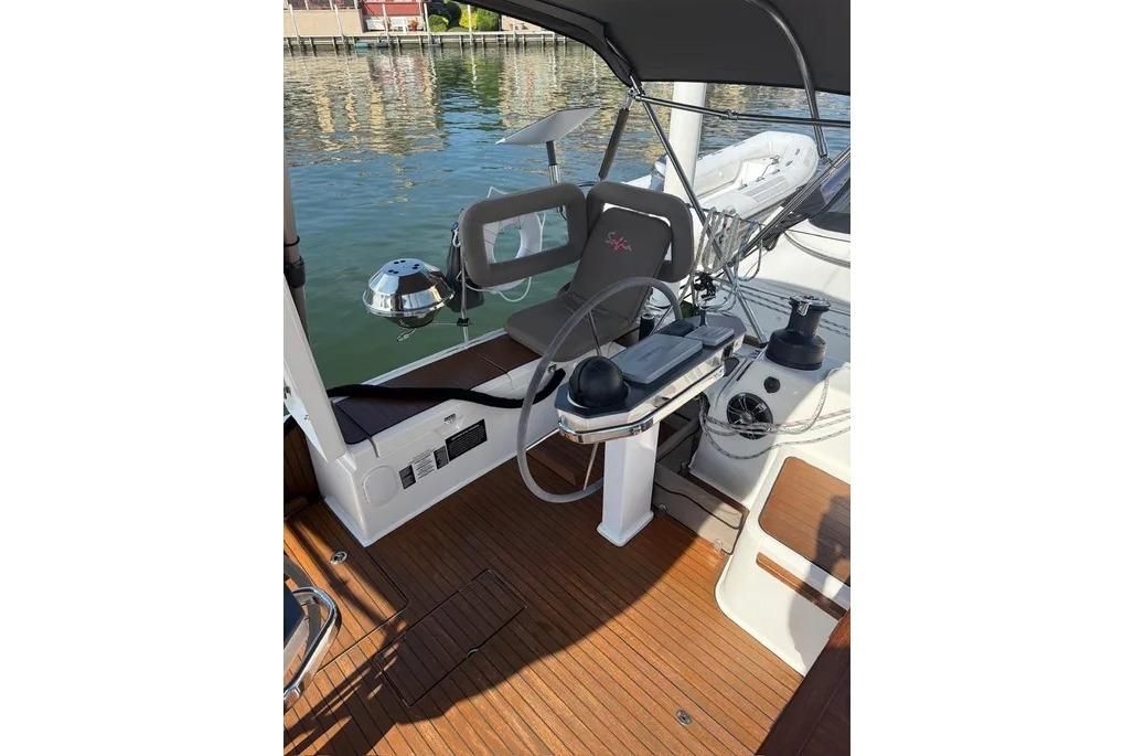 2016 Bavaria Vision 46 photo 12
