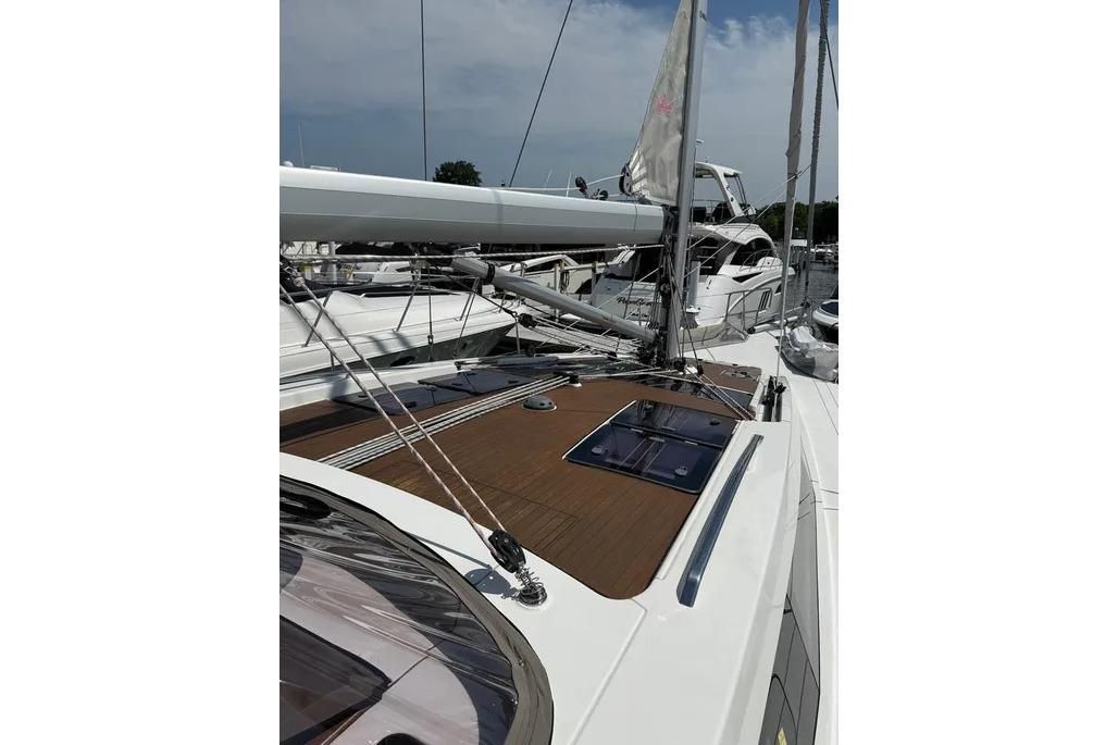 2016 Bavaria Vision 46 photo 13