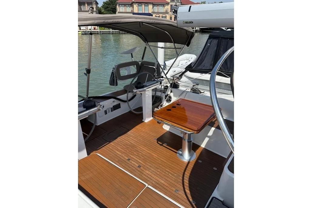 2016 Bavaria Vision 46 photo 18