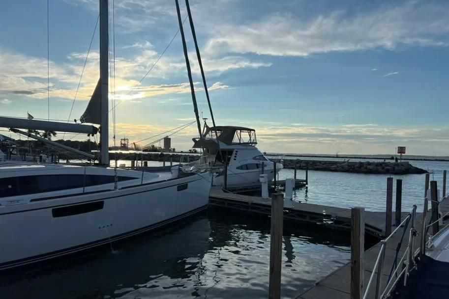 2016 Bavaria Vision 46 photo 29