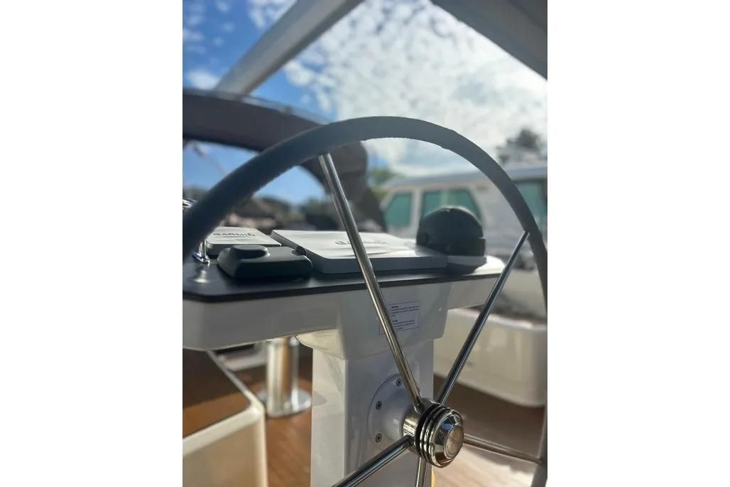 2016 Bavaria Vision 46 photo 31