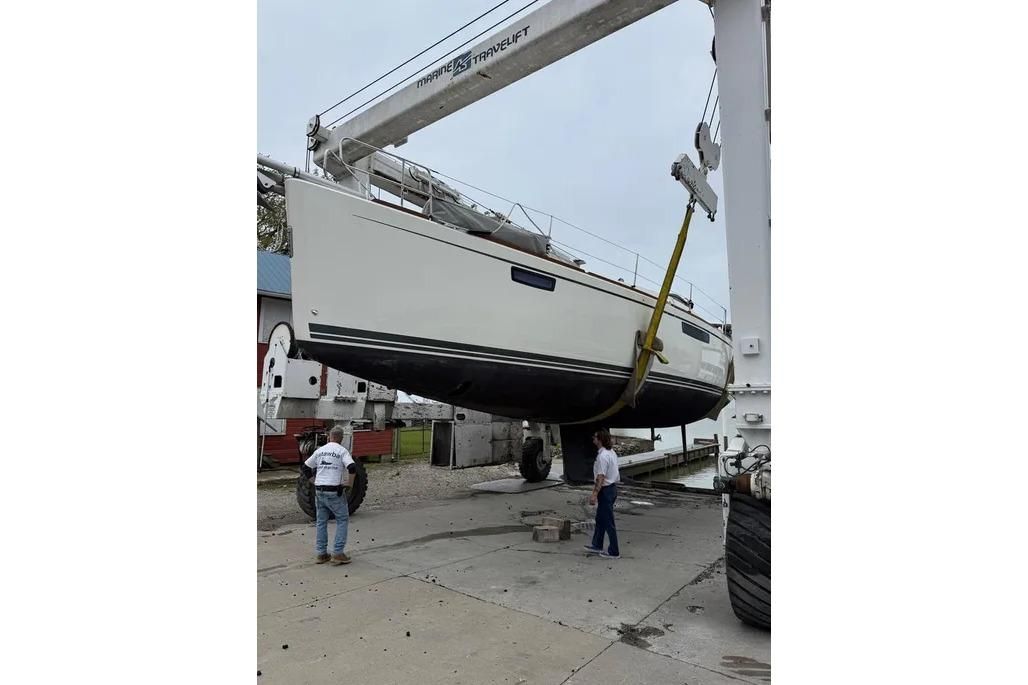 2016 Bavaria Vision 46 photo 35