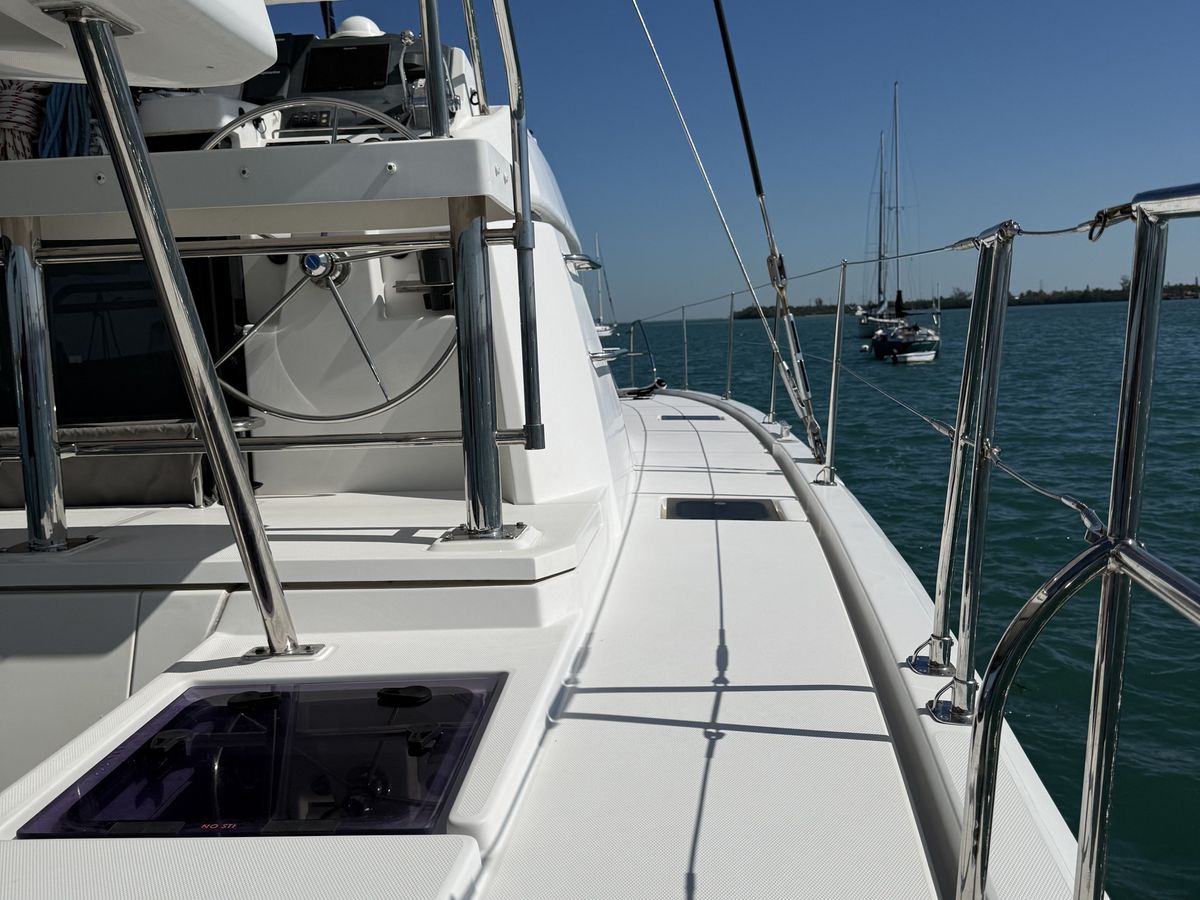 2019 Leopard 45 photo 12