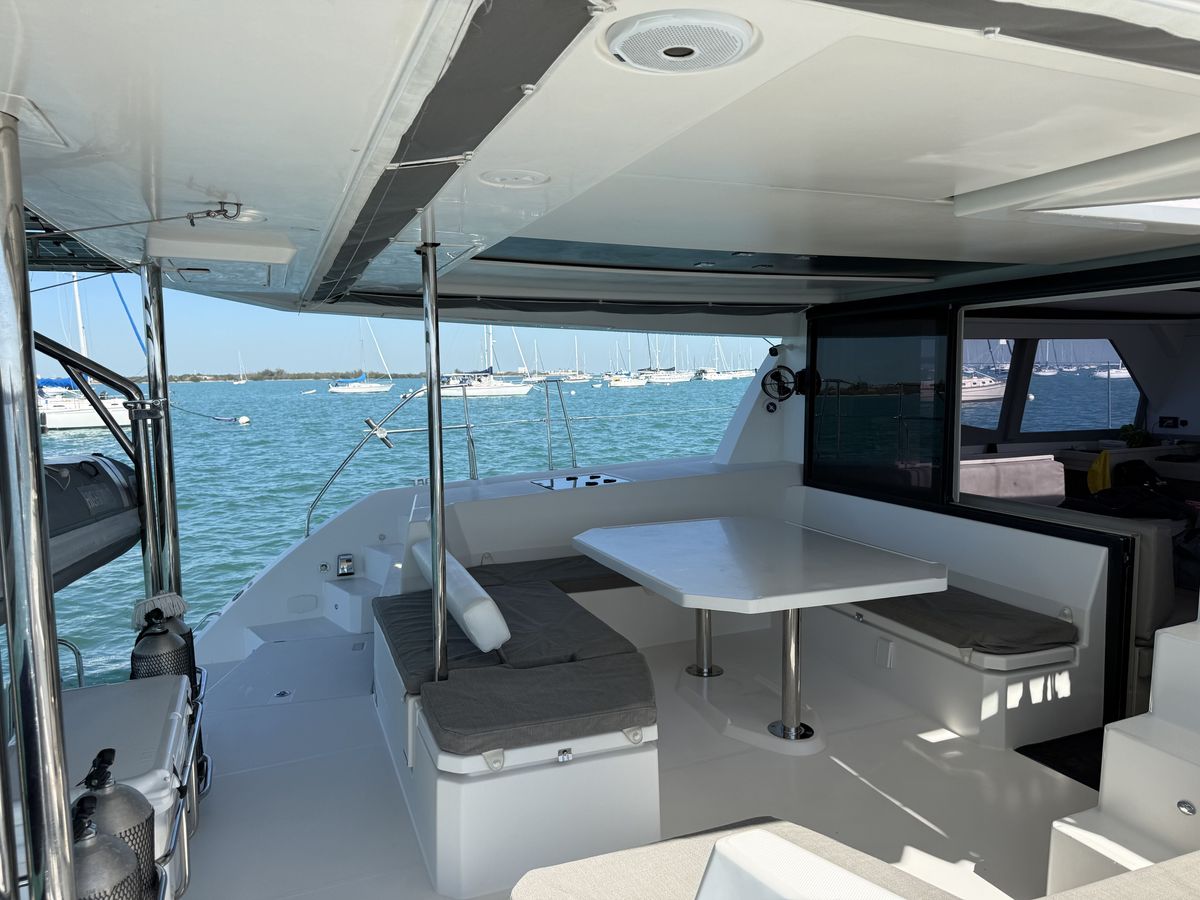 2019 Leopard 45 photo 15