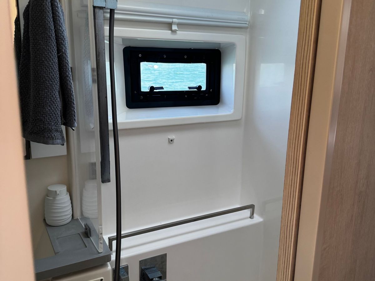 2019 Leopard 45 photo 24