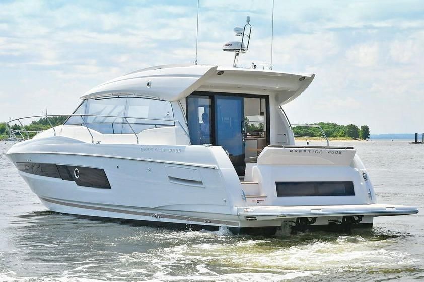 2019 Prestige 460 photo 6