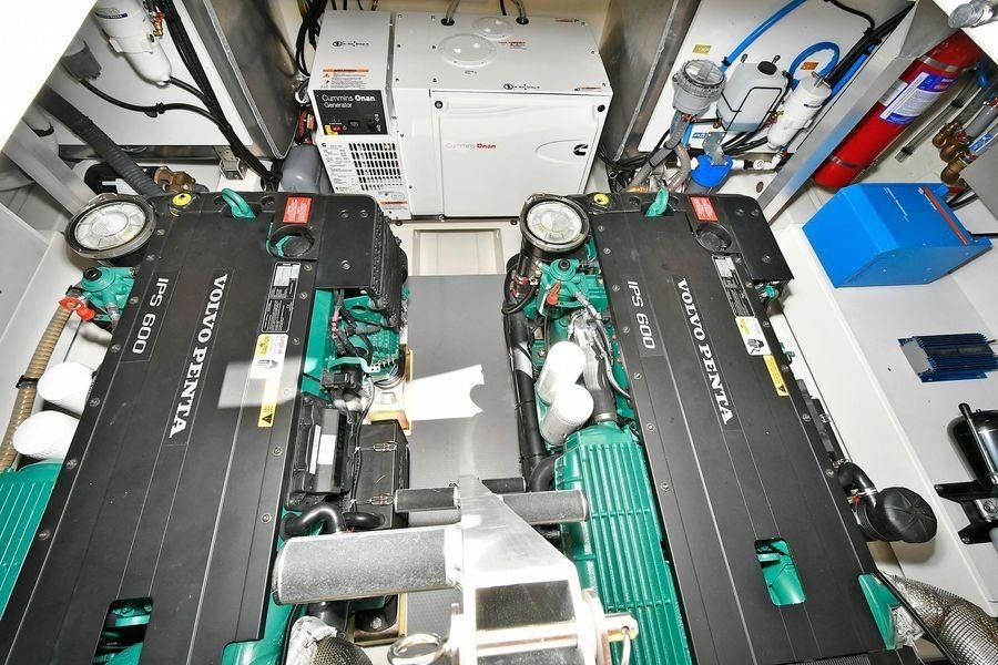 2019 Prestige 460 photo 34