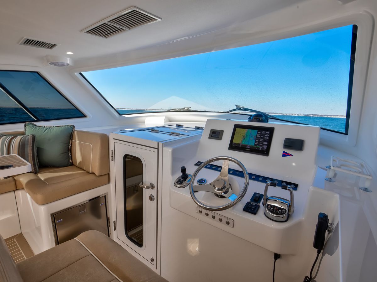2019 Viking 38 Billfish photo 8