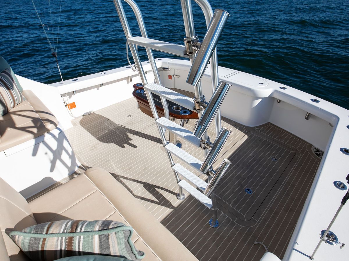 2019 Viking 38 Billfish photo 12