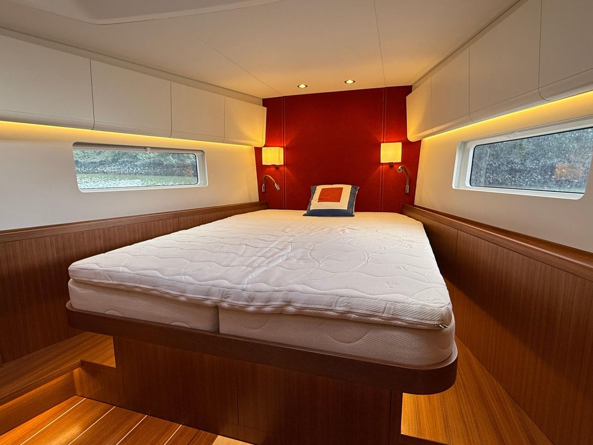 2021 Nautor Swan 48 photo 11