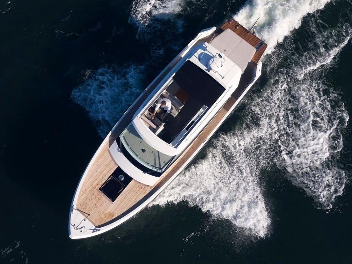 2023 Delta Powerboats 33 Coupe photo 6