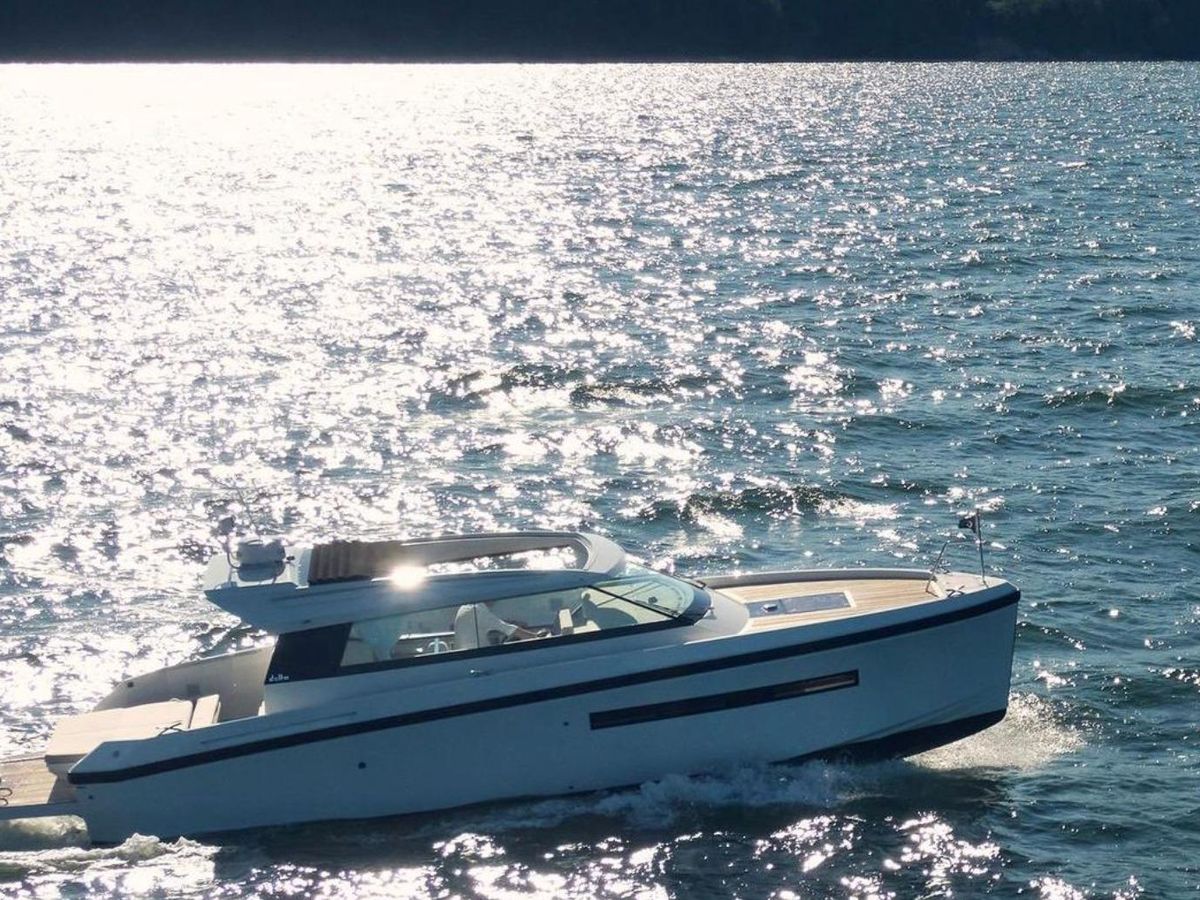 2023 Delta Powerboats 33 Coupe photo 7