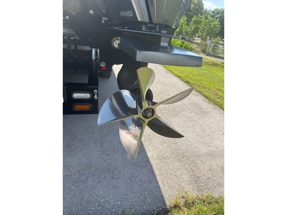 2023 MTI 390X photo 26