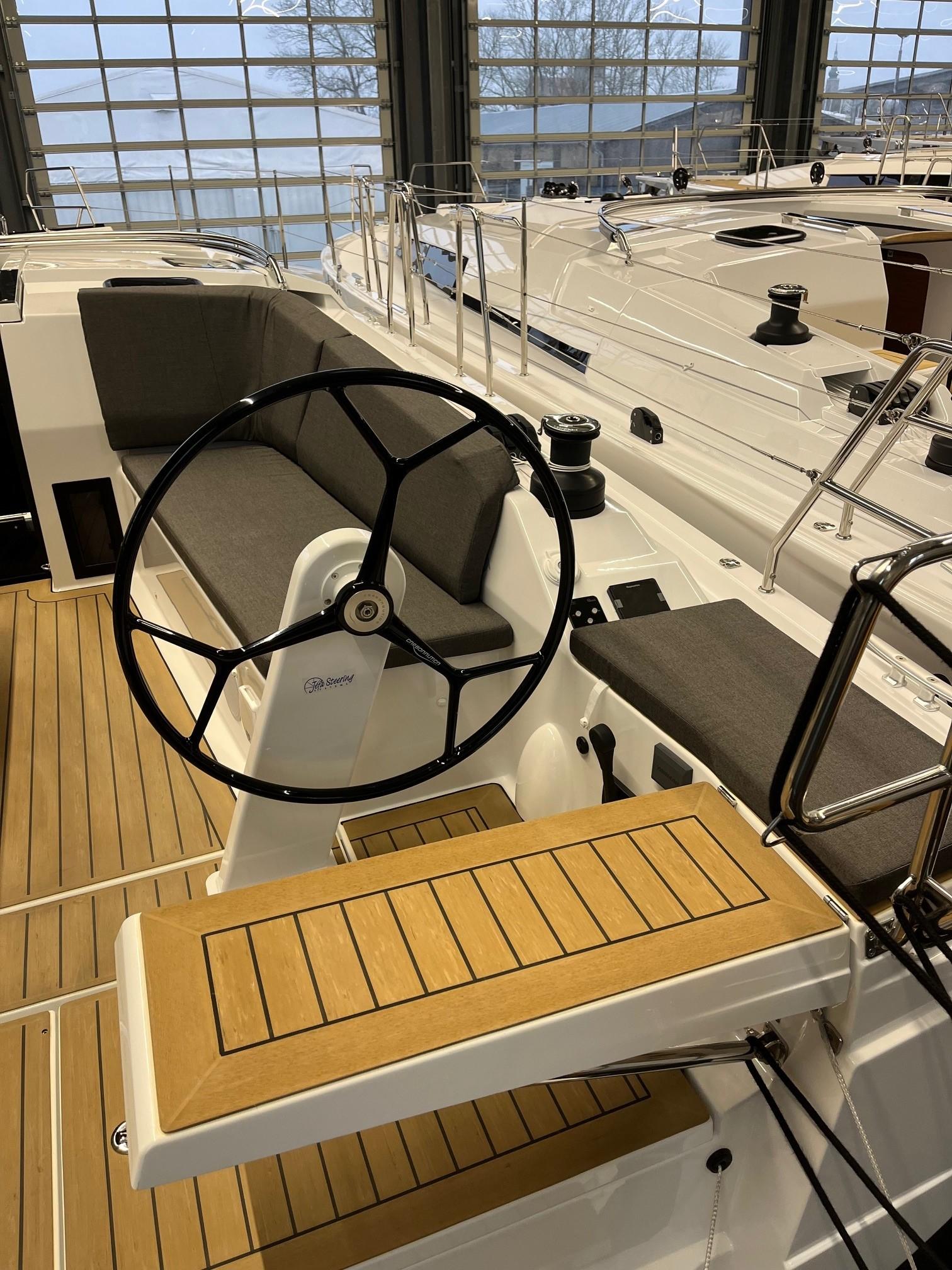 2024 Hanse 360 photo 18