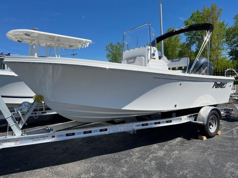 2025 Parker 18SE Center Console photo 5