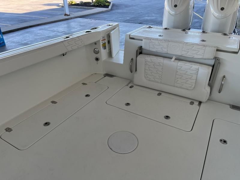 2026 Parker 2420 SC - 247 Explorer photo 8