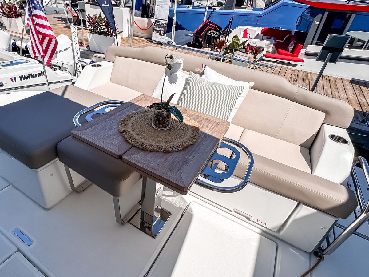 2026 Wellcraft 44 Explorer photo 9