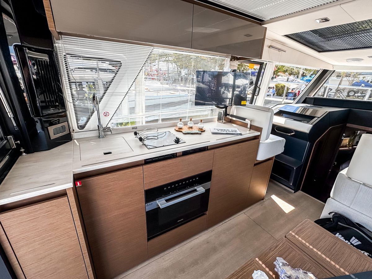 2026 Wellcraft 44 Explorer photo 16