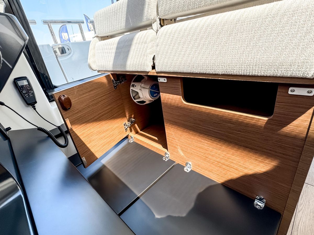 2026 Wellcraft 44 Explorer photo 25