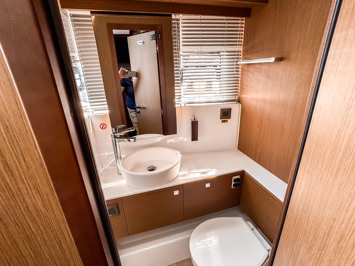 2026 Wellcraft 44 Explorer photo 38