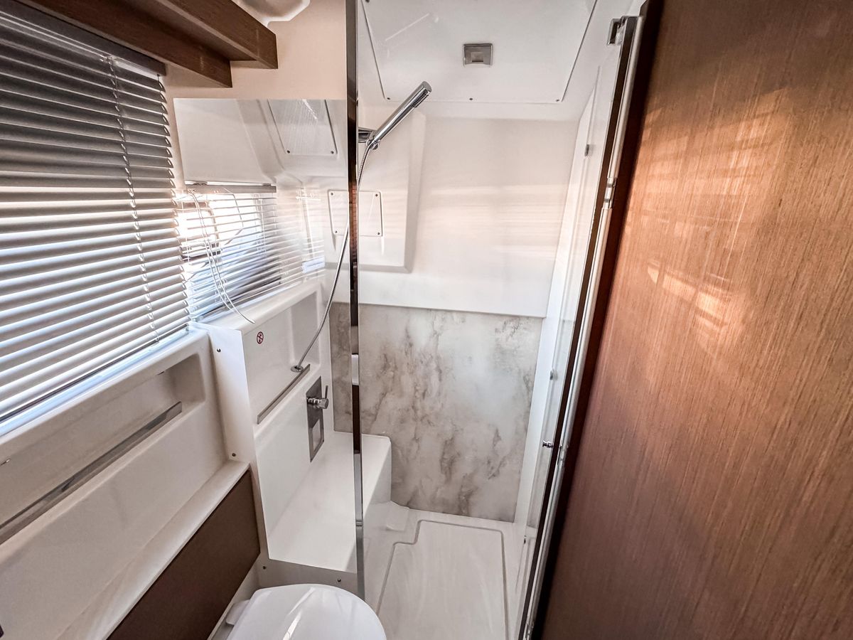 2026 Wellcraft 44 Explorer photo 45