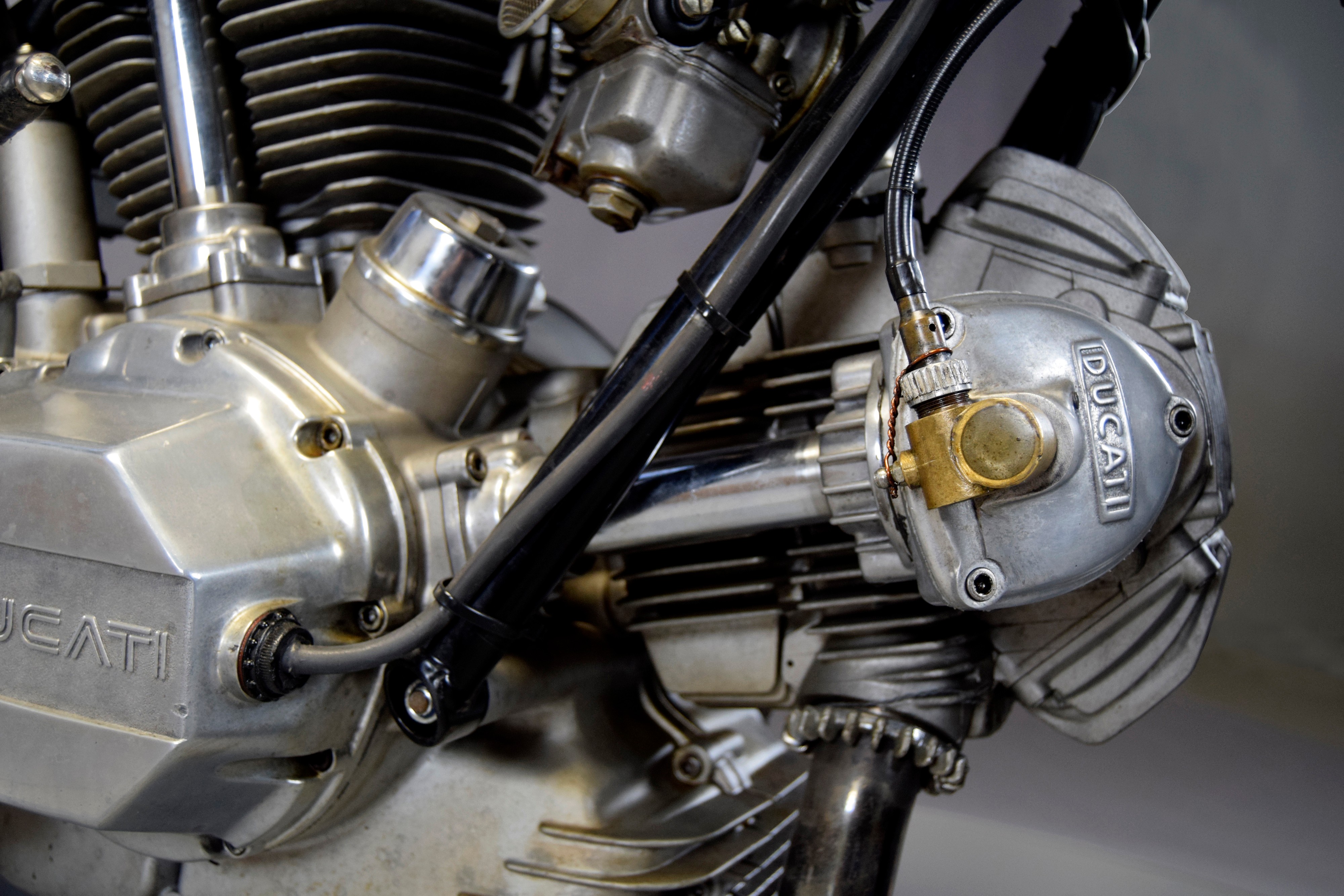 1984 DUCATI 900 S2 SPECIAL NCR Sassi photo 10