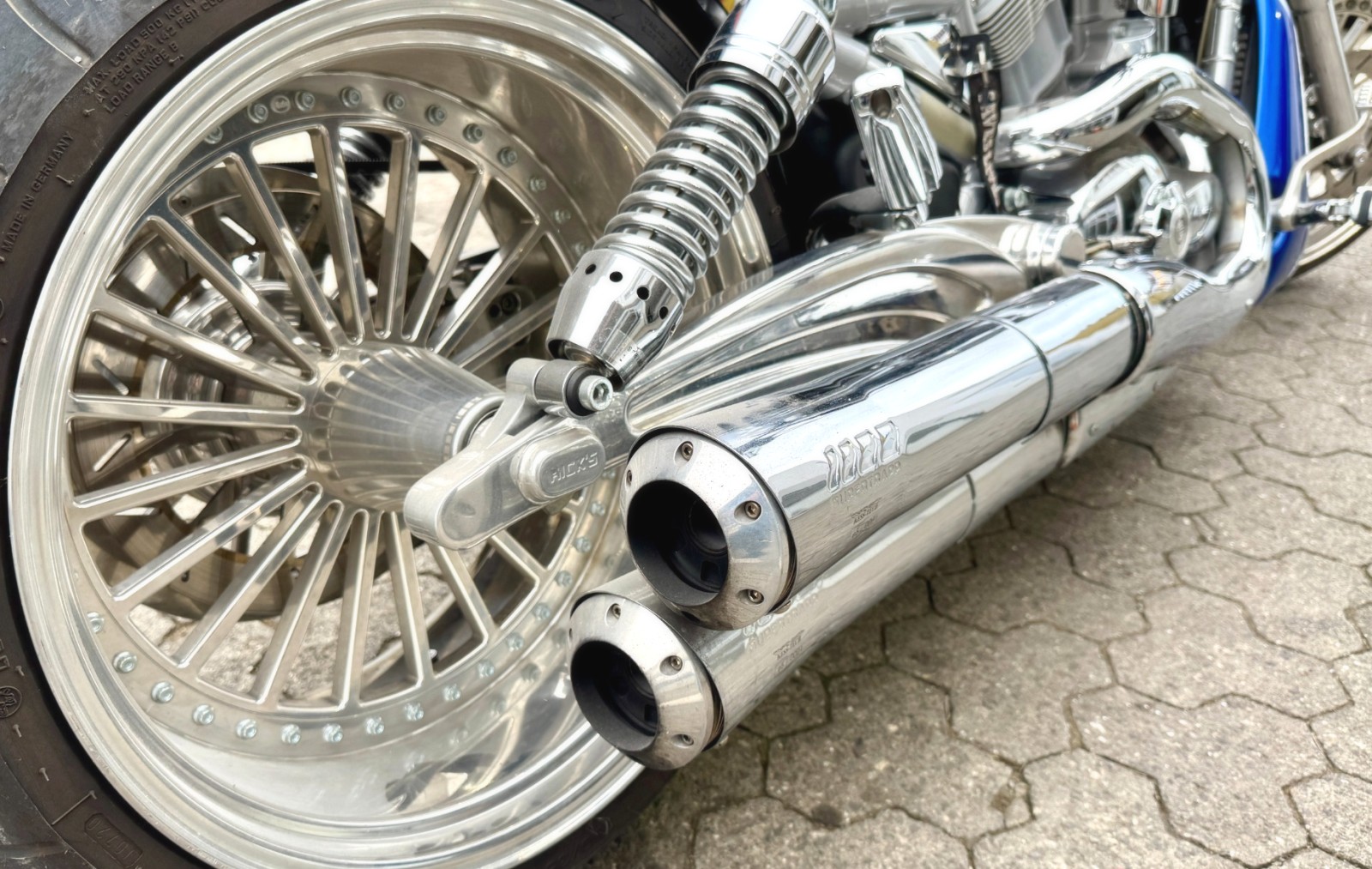 2004 HARLEY-DAVIDSON CVO Harley V-Rod VRSCA 2004 – Rick’s Custom – 280er – KessTech photo 9