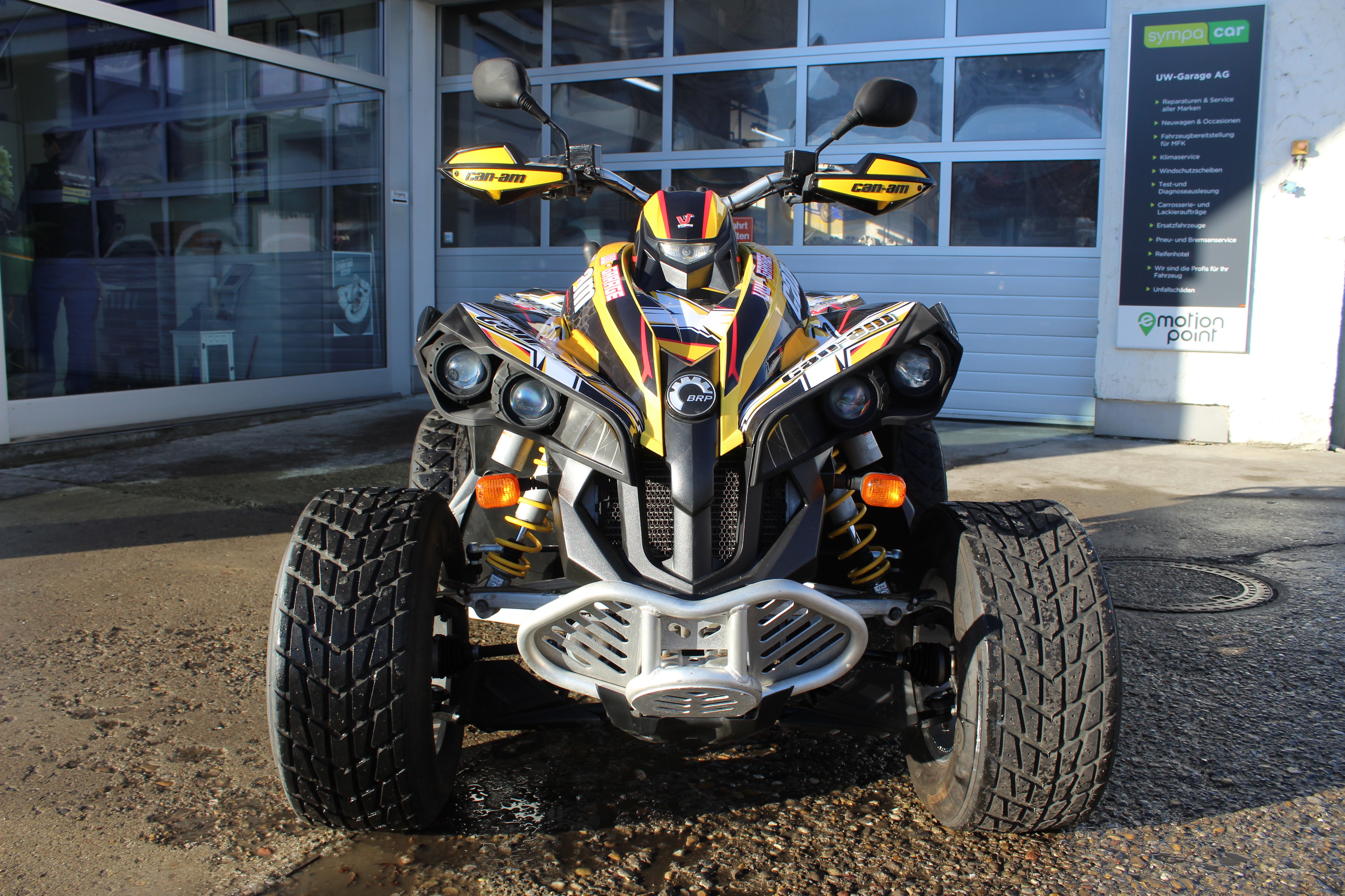 2010 CAN-AM Renegade Renegade 800R 4x4 photo 2
