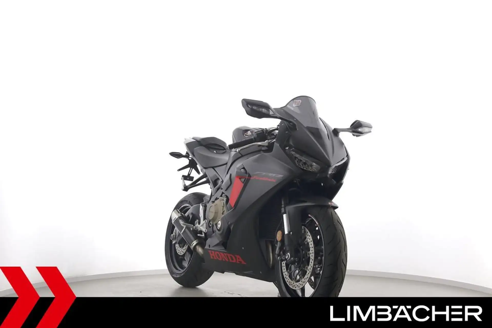 2017 Honda CBR 1000 RR FIREBLADE - Shark-Auspuff, TC,etc photo 2