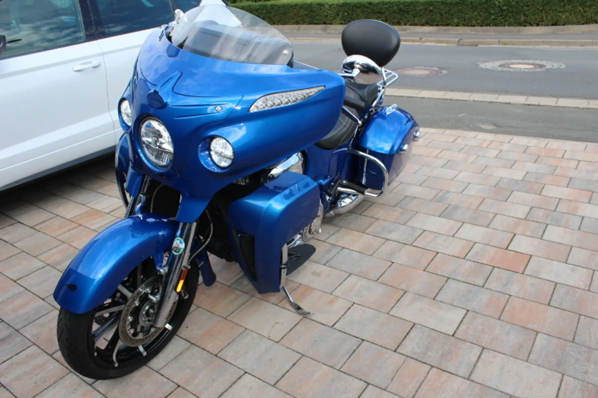 2019 Indian Chieftain photo 2