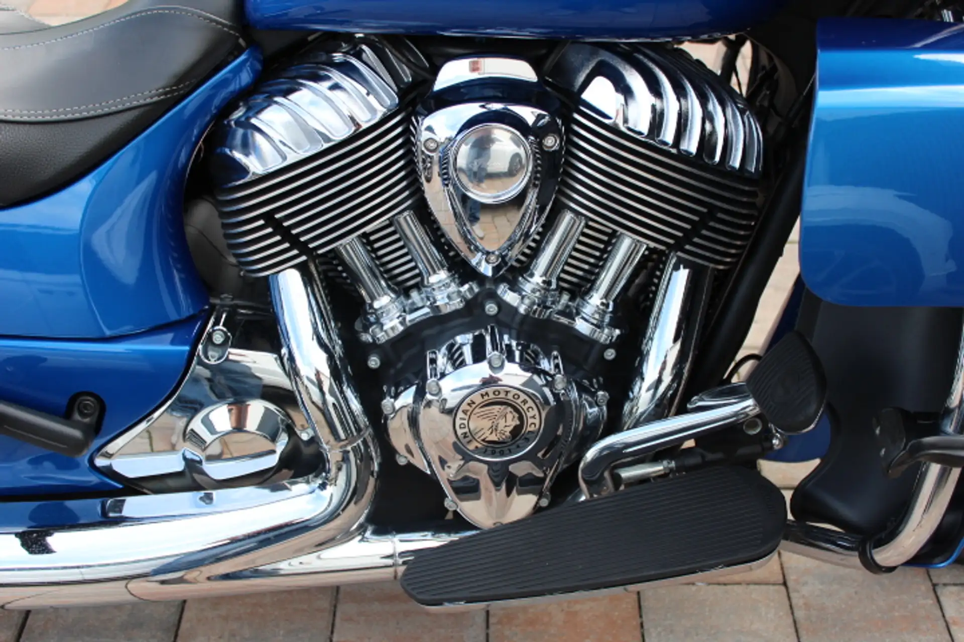 2019 Indian Chieftain photo 6