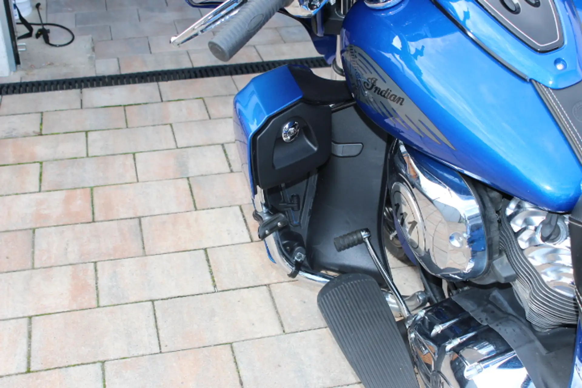 2019 Indian Chieftain photo 9