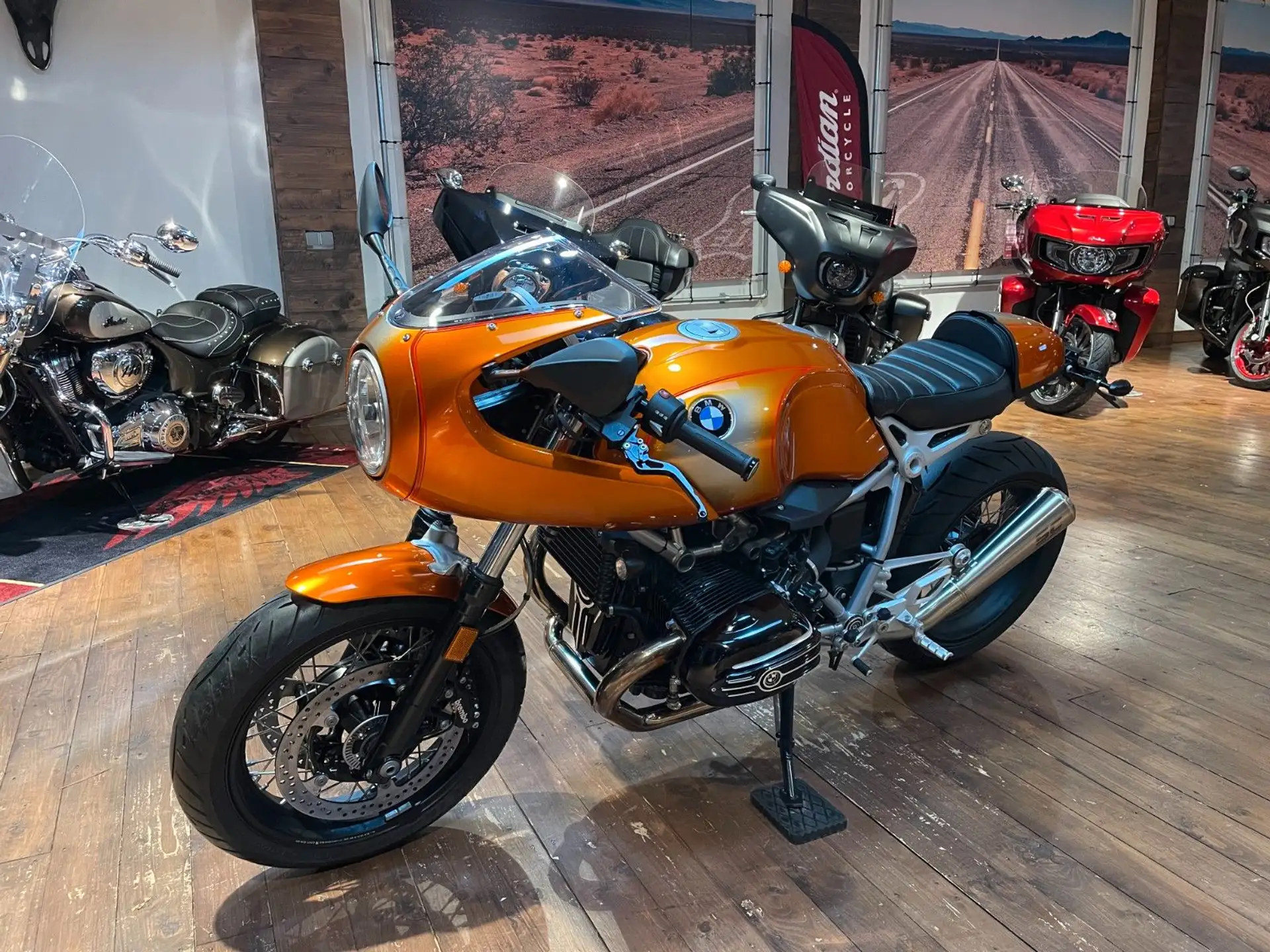 2020 BMW R nineT Racer "Roland Sands" 250€/4,99% photo 2