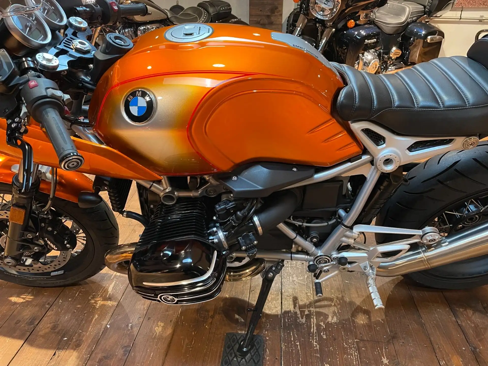 2020 BMW R nineT Racer "Roland Sands" 250€/4,99% photo 6