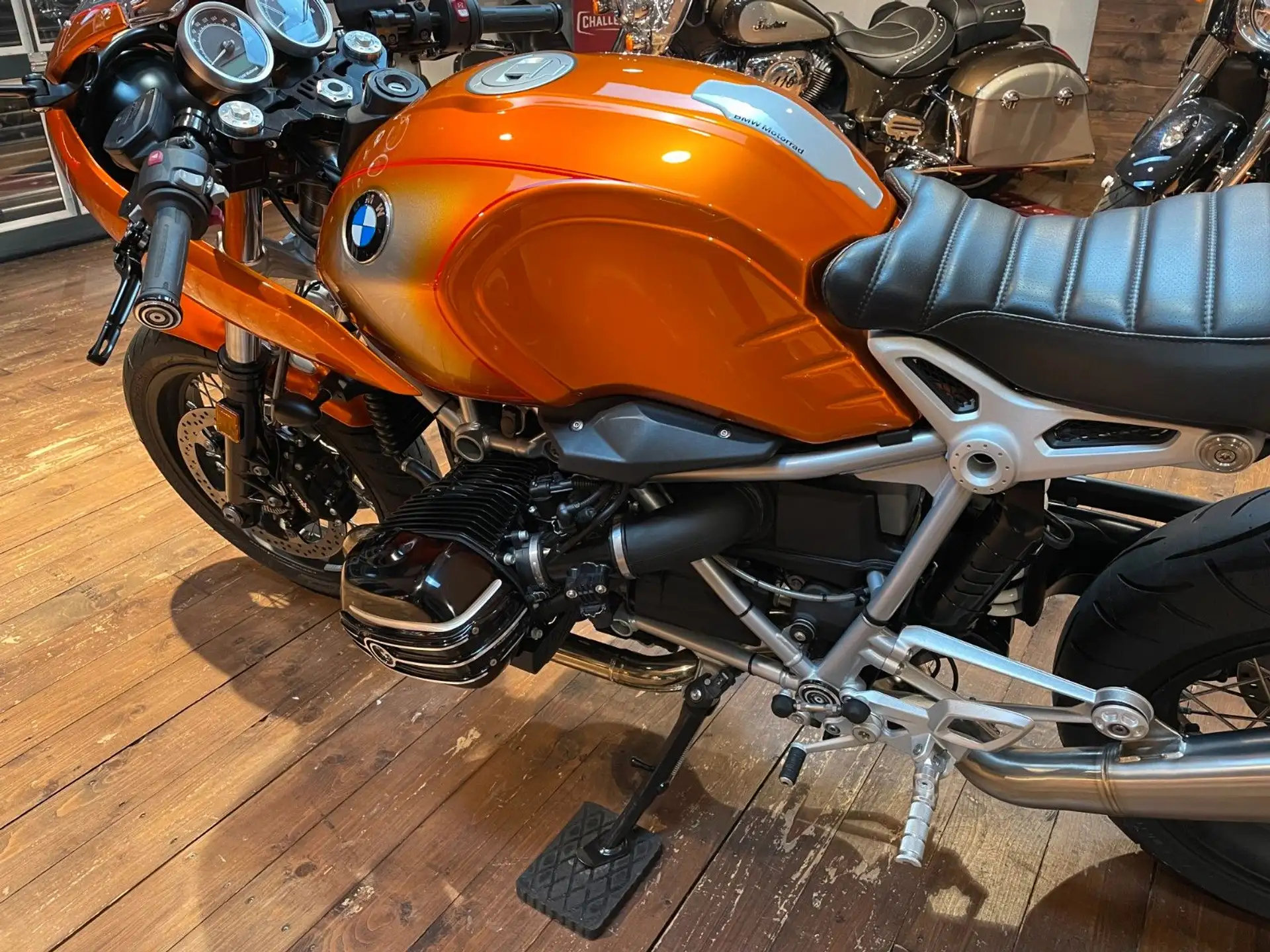 2020 BMW R nineT Racer "Roland Sands" 250€/4,99% photo 7