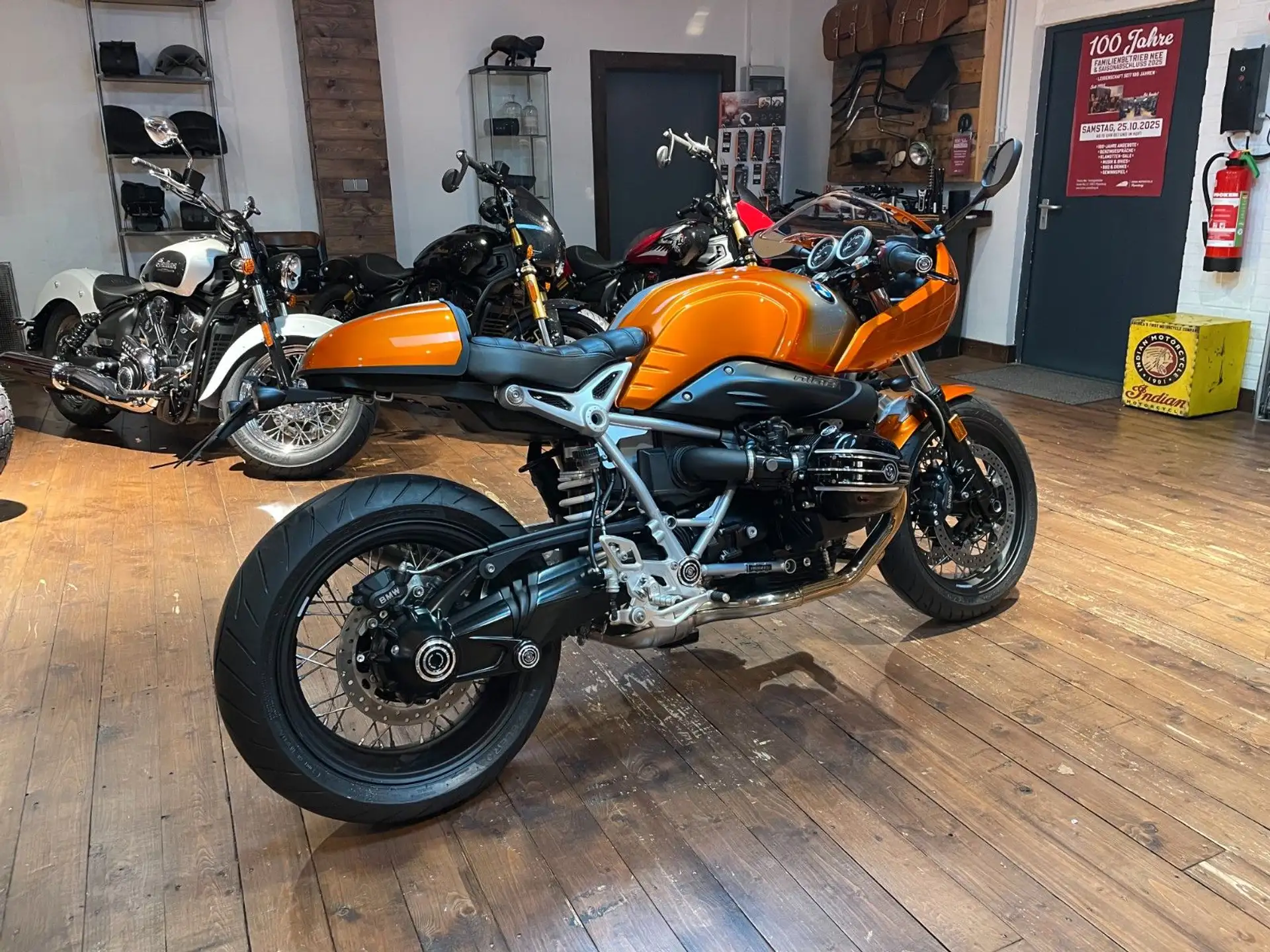 2020 BMW R nineT Racer "Roland Sands" 250€/4,99% photo 14