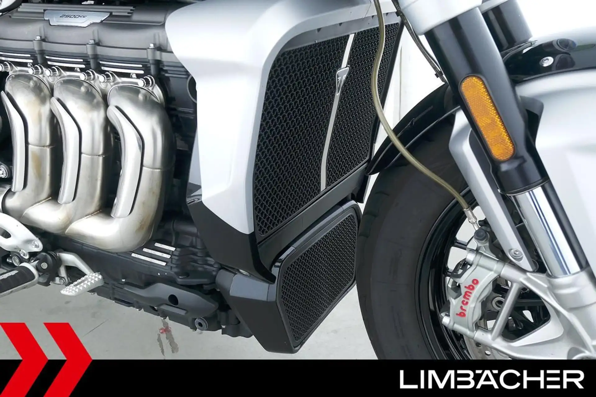 2021 Triumph Rocket 3 R QS, BT, Tempomat, Heizgriffe photo 15