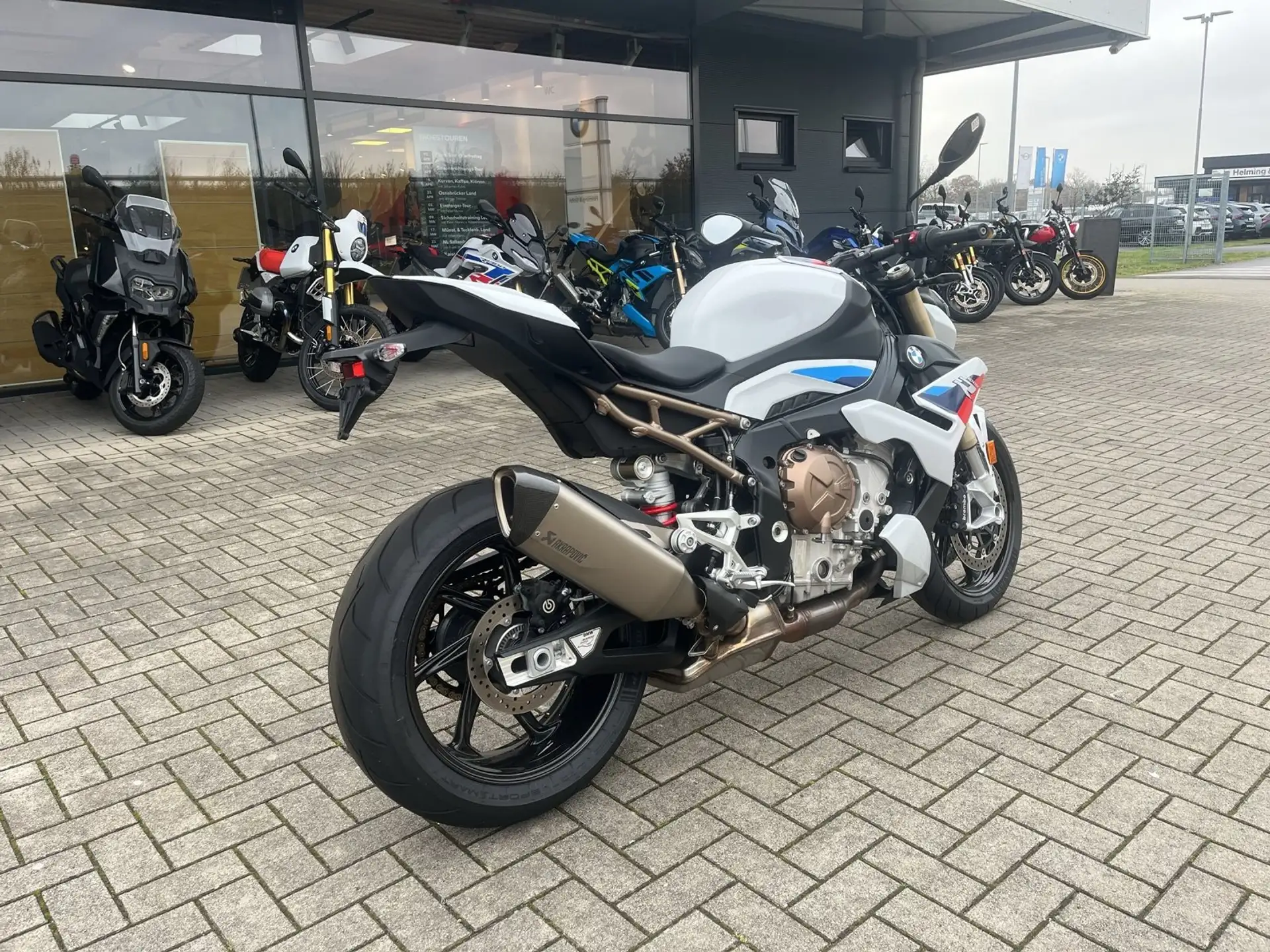 2022 BMW S 1000 R photo 5