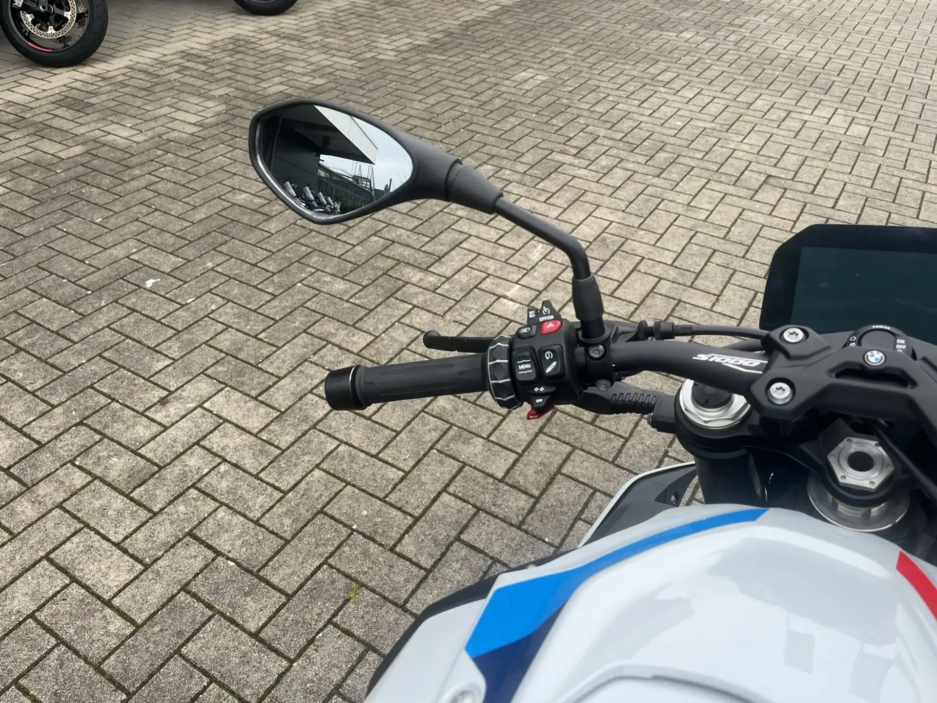 2022 BMW S 1000 R photo 10